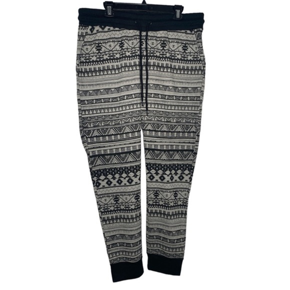 Forever 21 (21 Men) Aztec Print Joggers (Size:XL, Color:Gray/Black - Picture 1 of 4
